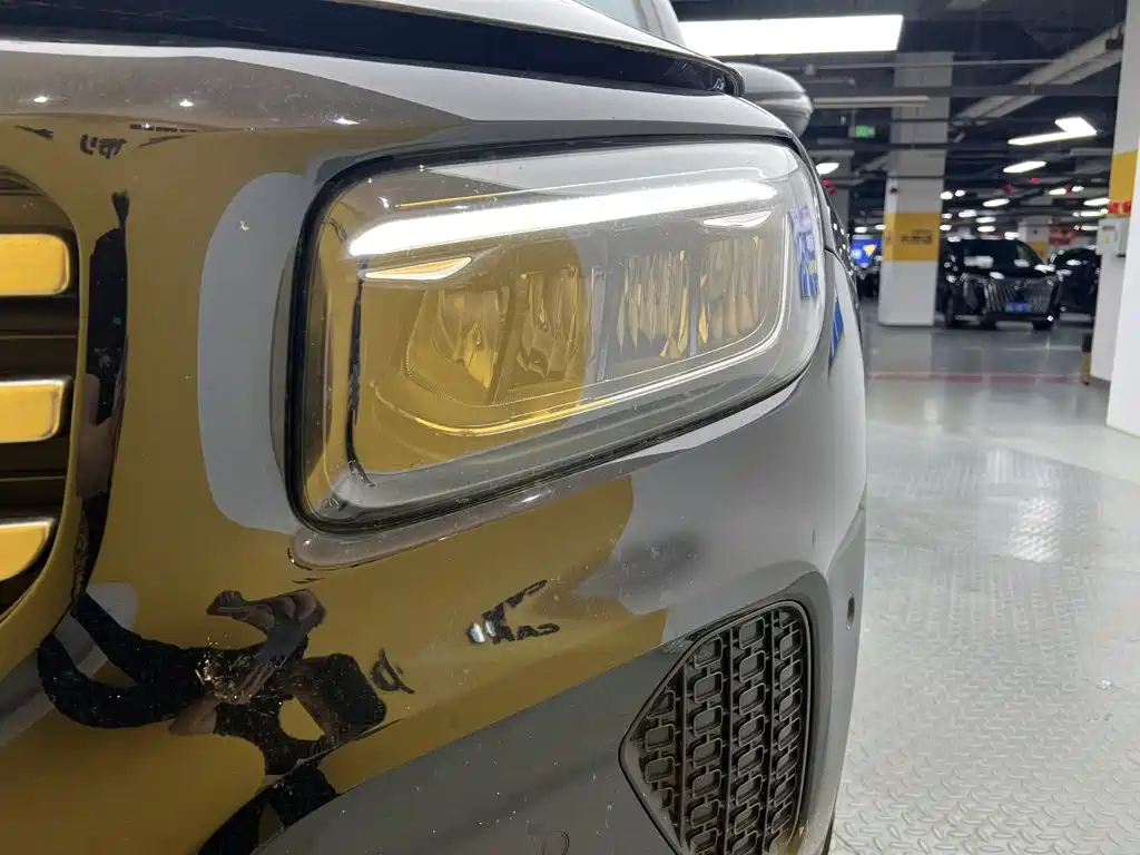 Mercedes-Benz GLB — миниатюра 9