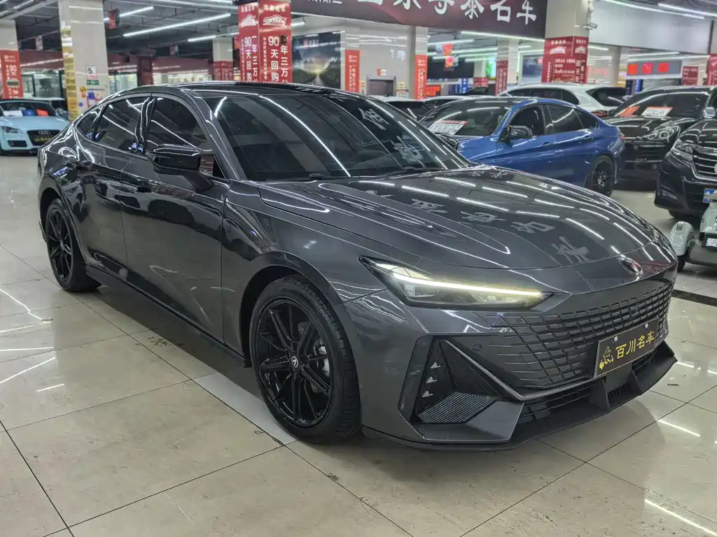 Changan UNI-V 2023 1.5T Luxury