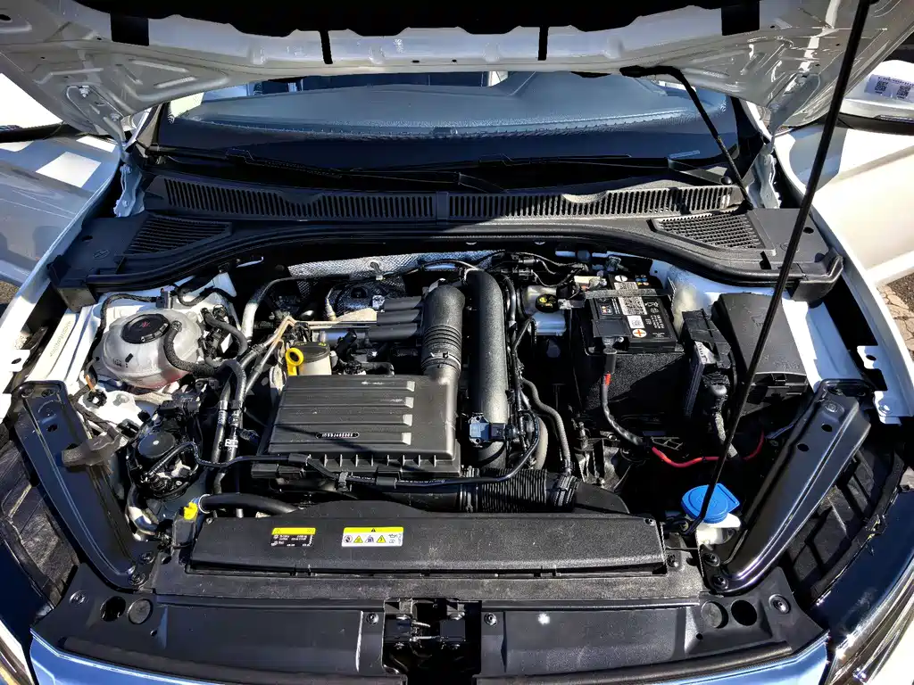 Volkswagen Sagitar — миниатюра 12