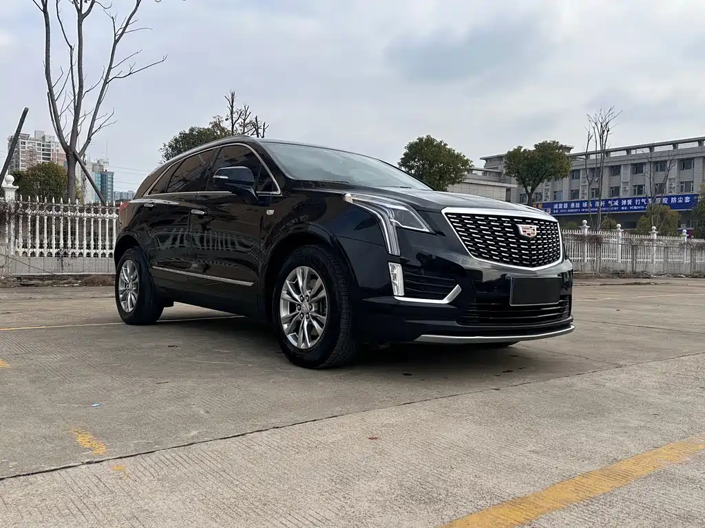 CADILLAC XT5