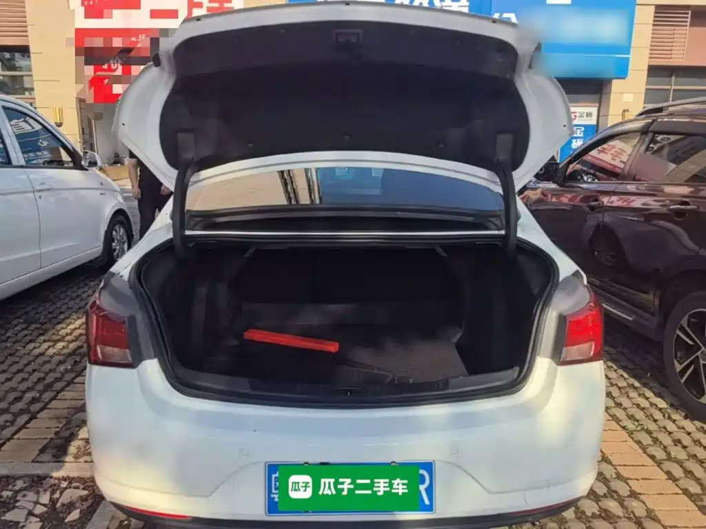 Buick Verano — миниатюра 19