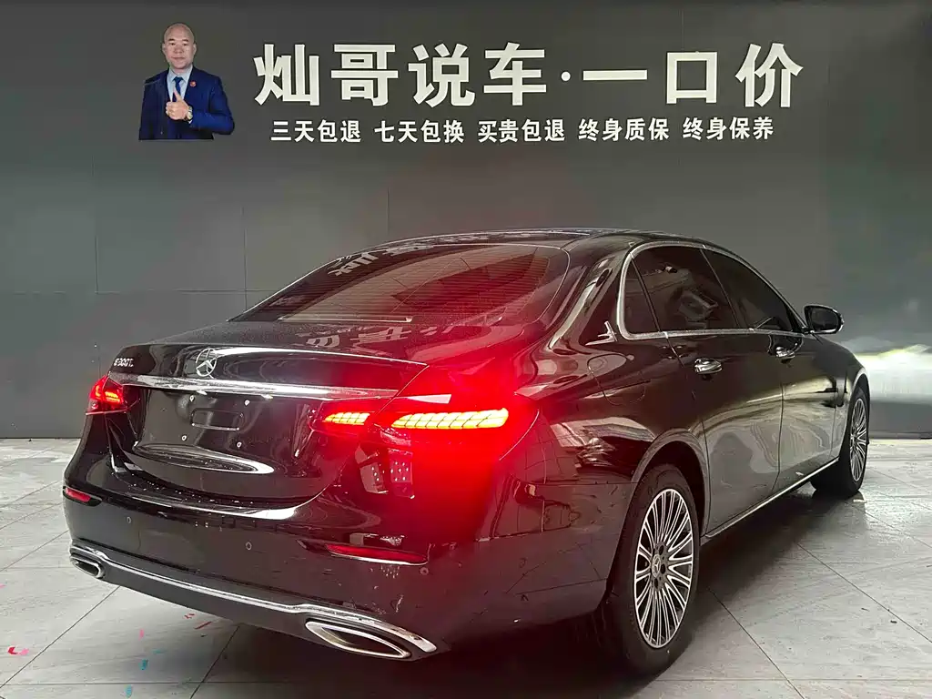 MERCEDES-BENZ E CLASS