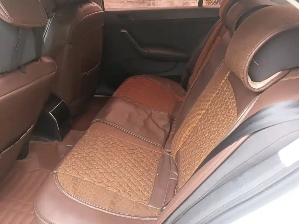 Volkswagen Santana — миниатюра 22