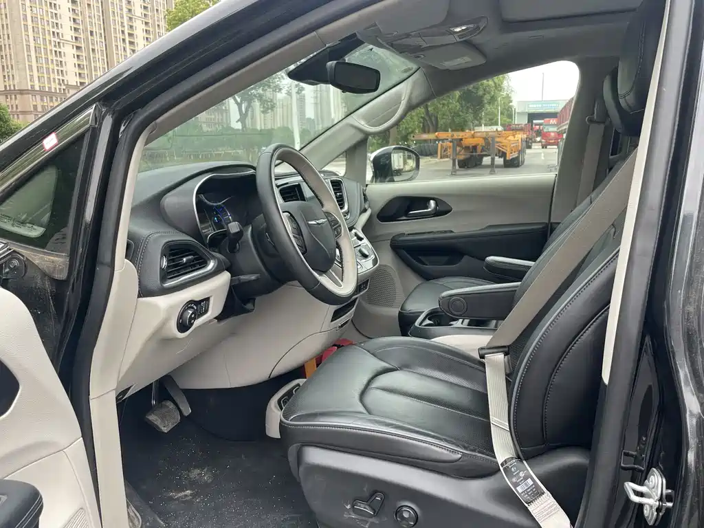 Chrysler Grand VoyagerPHEV PHEV 2019 3.6L