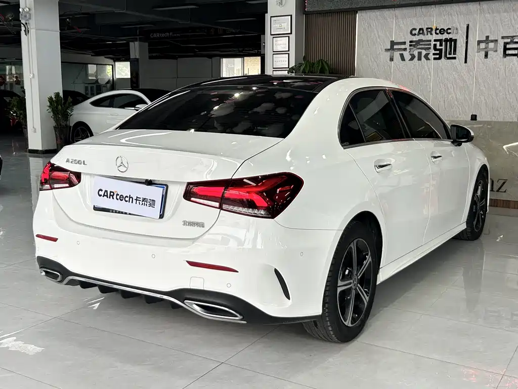 MERCEDES-BENZ A CLASS