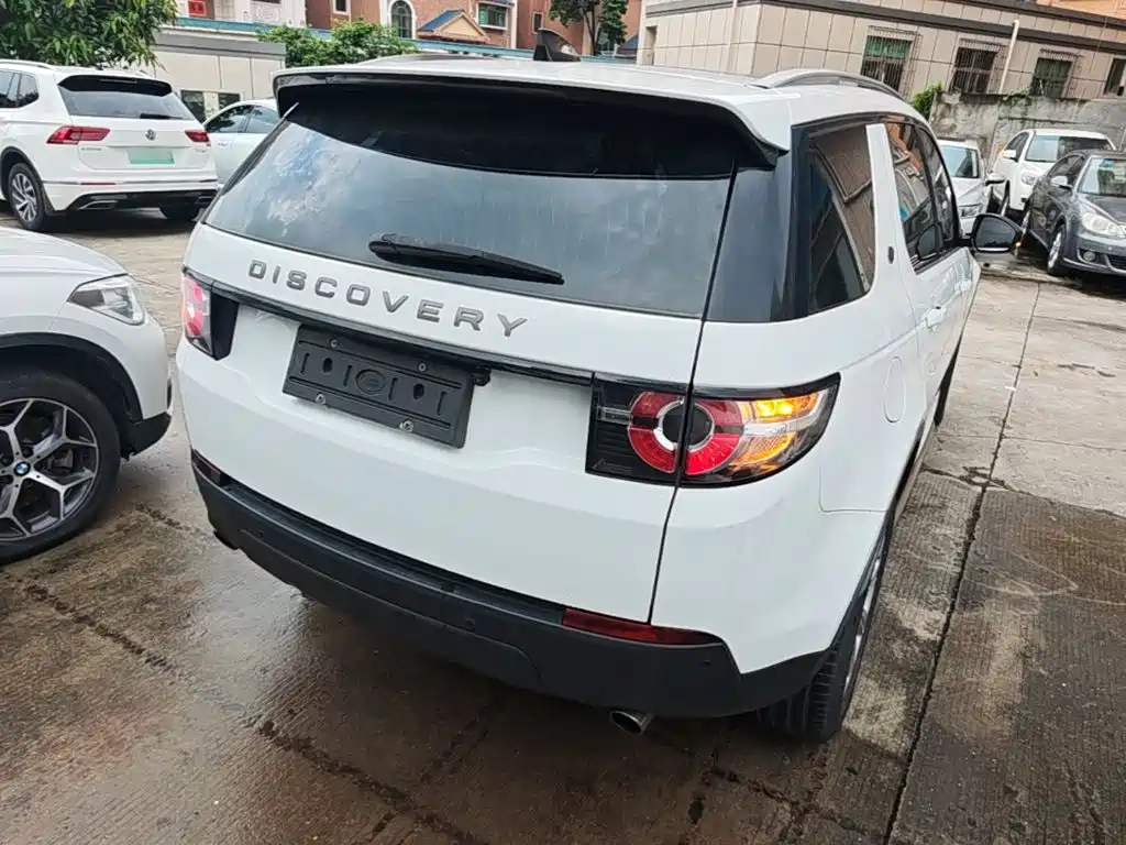 Land Rover Discovery Sport — миниатюра 7