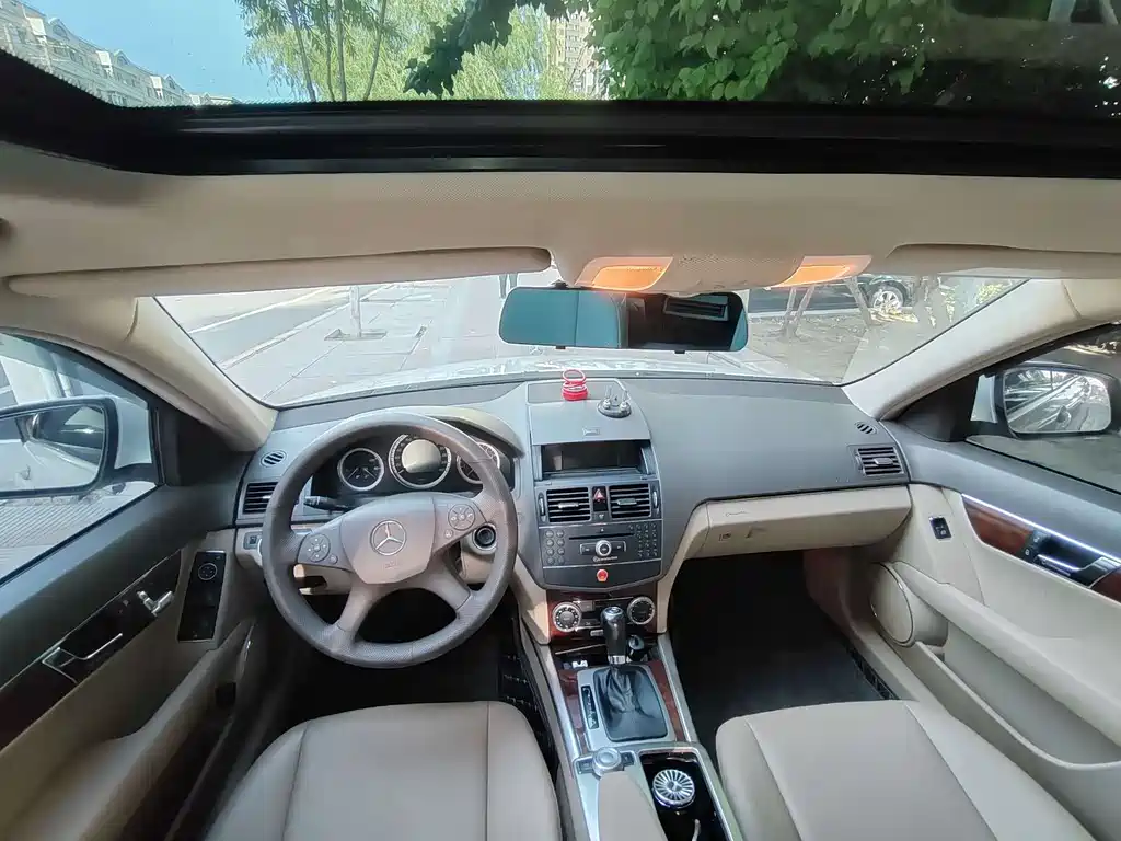 Mercedes-Benz C-Class C 2010 C 200 CGI