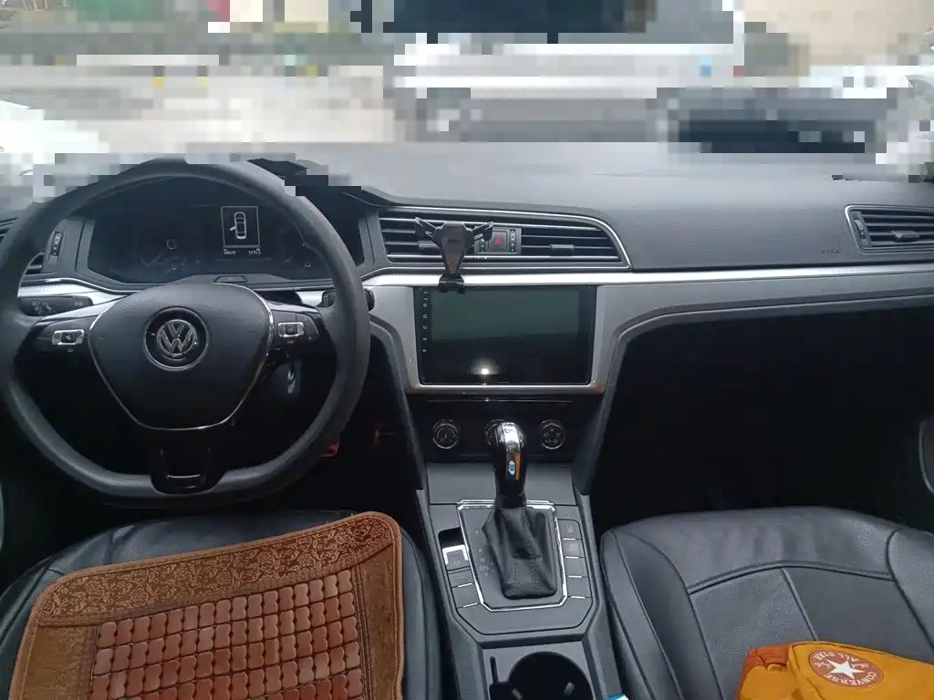 Volkswagen Lamando — миниатюра 10