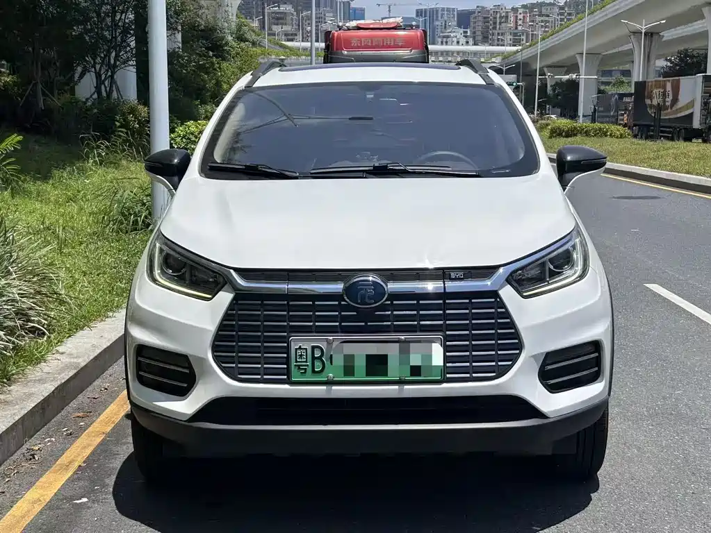 BYD Yuan EV — миниатюра 2