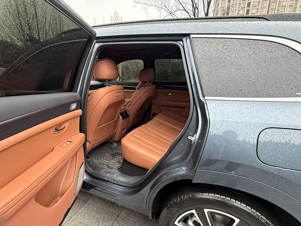 AITO ASK THE WORLD M7