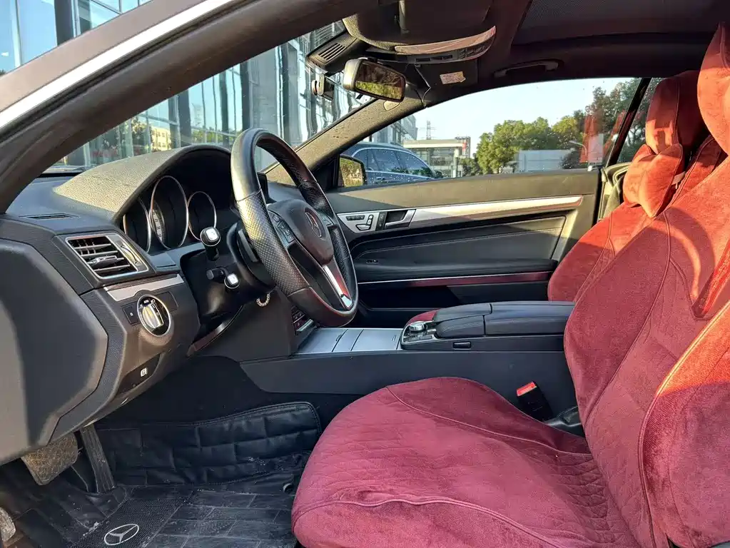 Mercedes-Benz E-Class (Import) — миниатюра 10