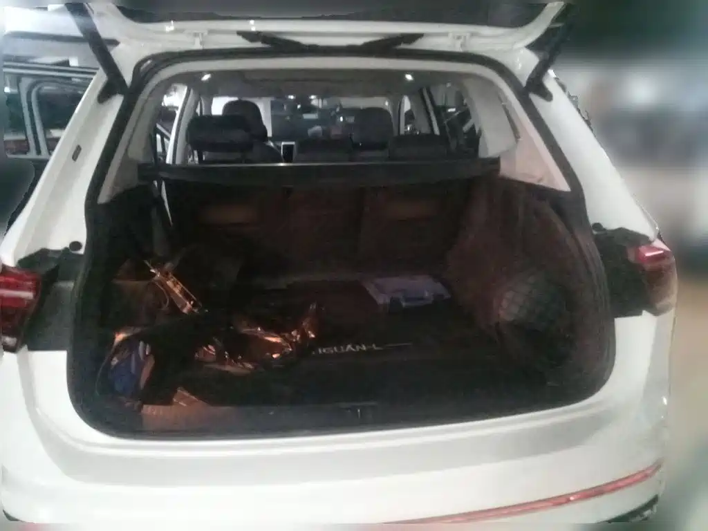 Volkswagen Tiguan L — миниатюра 10