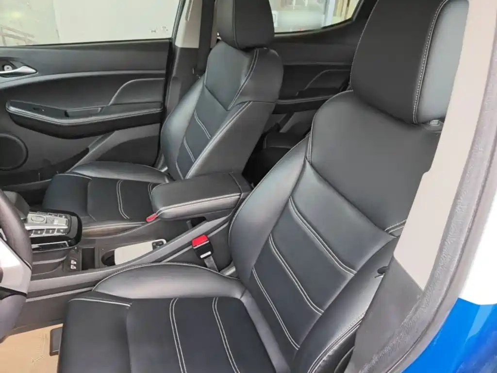 BYD Yuan EV — миниатюра 15