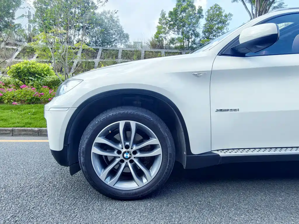 BMW X6 — миниатюра 6
