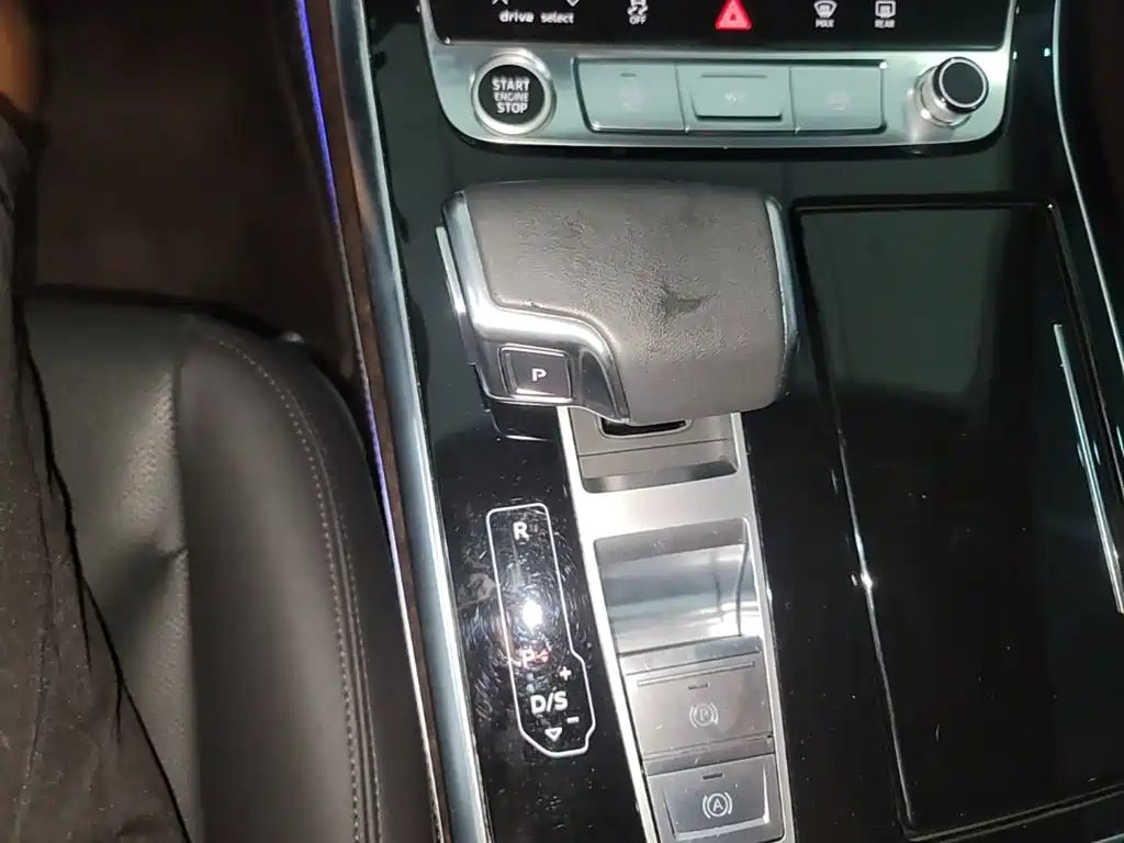 Audi Q7 — миниатюра 14