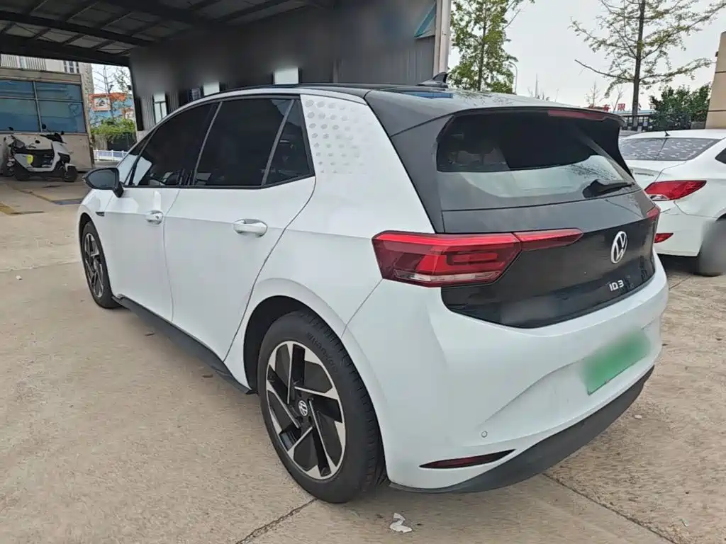 Volkswagen ID.3 — миниатюра 5