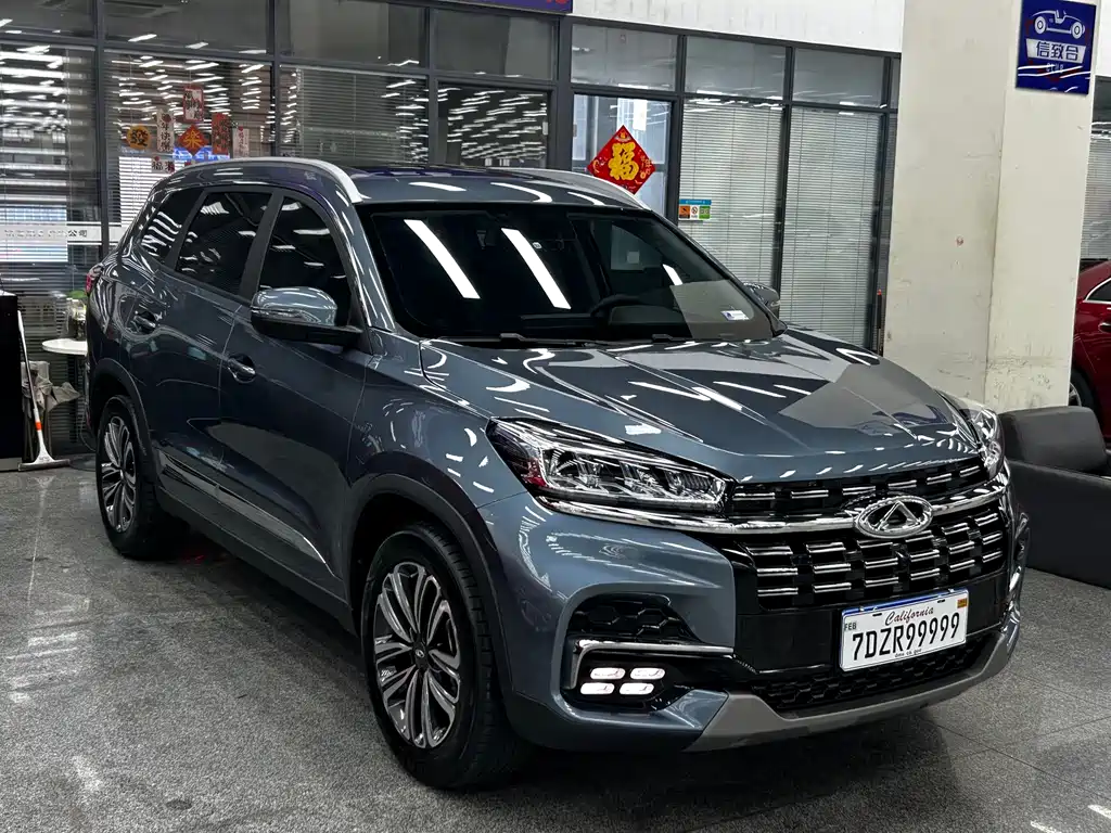 CHERY TIGGO 8