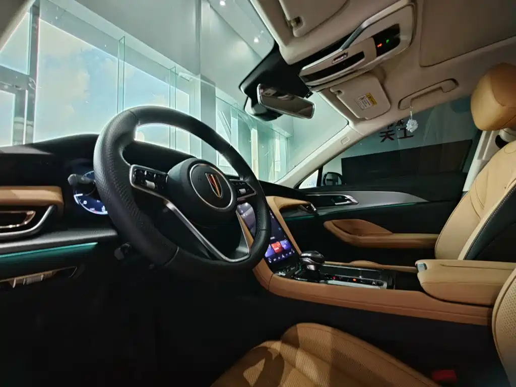 Hongqi Hongqi H5 — миниатюра 7