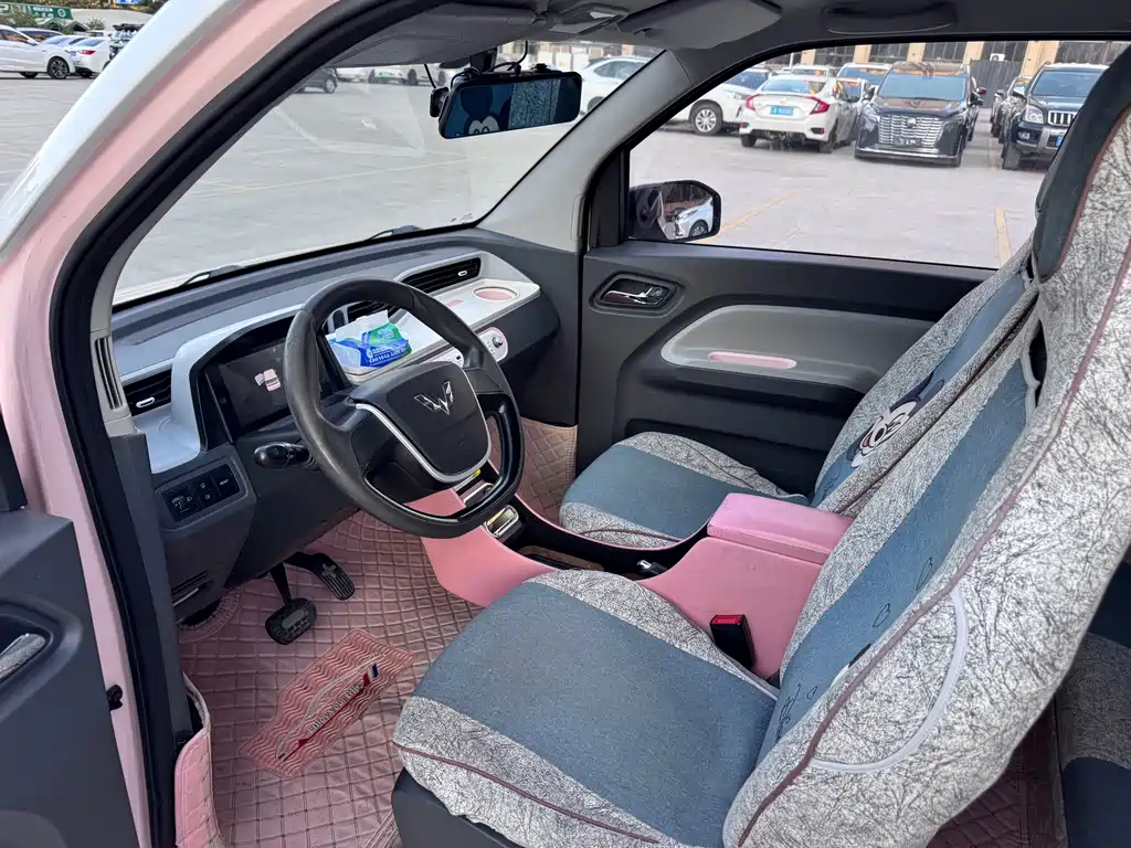 Wuling MINIEV — миниатюра 4