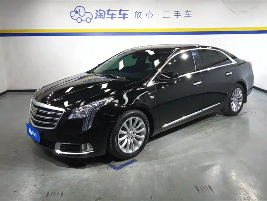 CADILLAC XTS