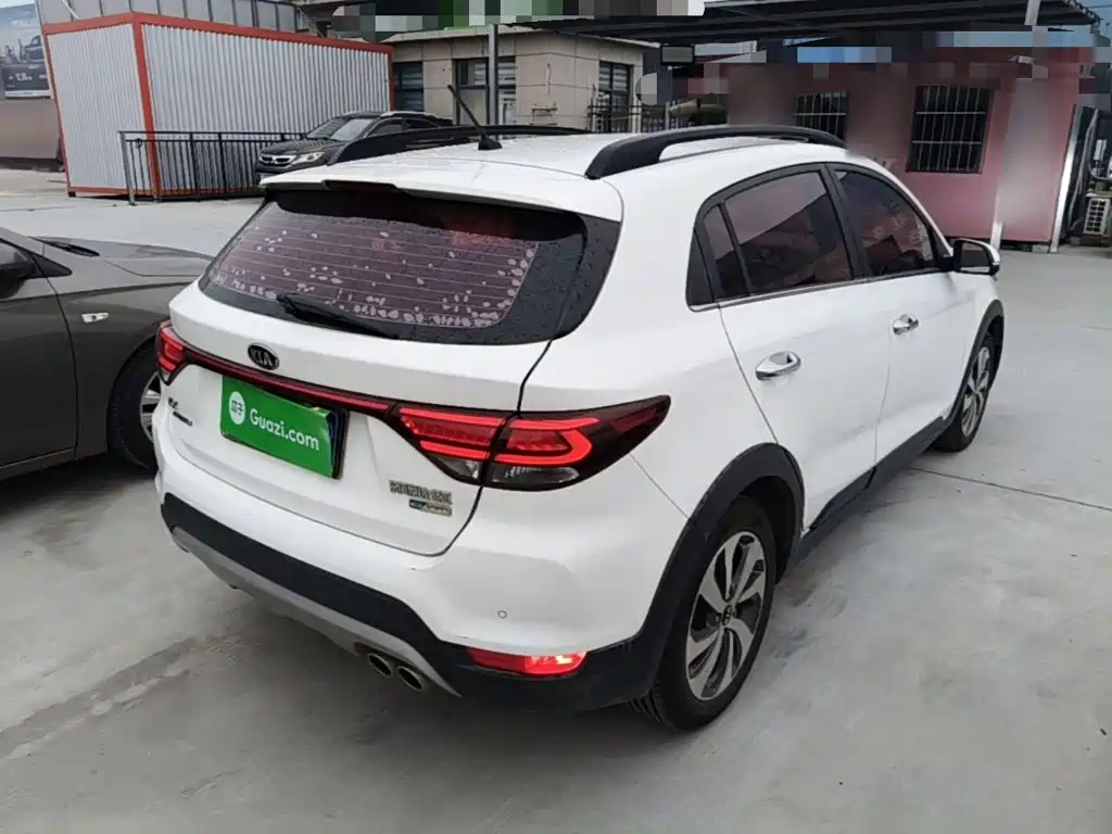 Kia KX Cross — миниатюра 7