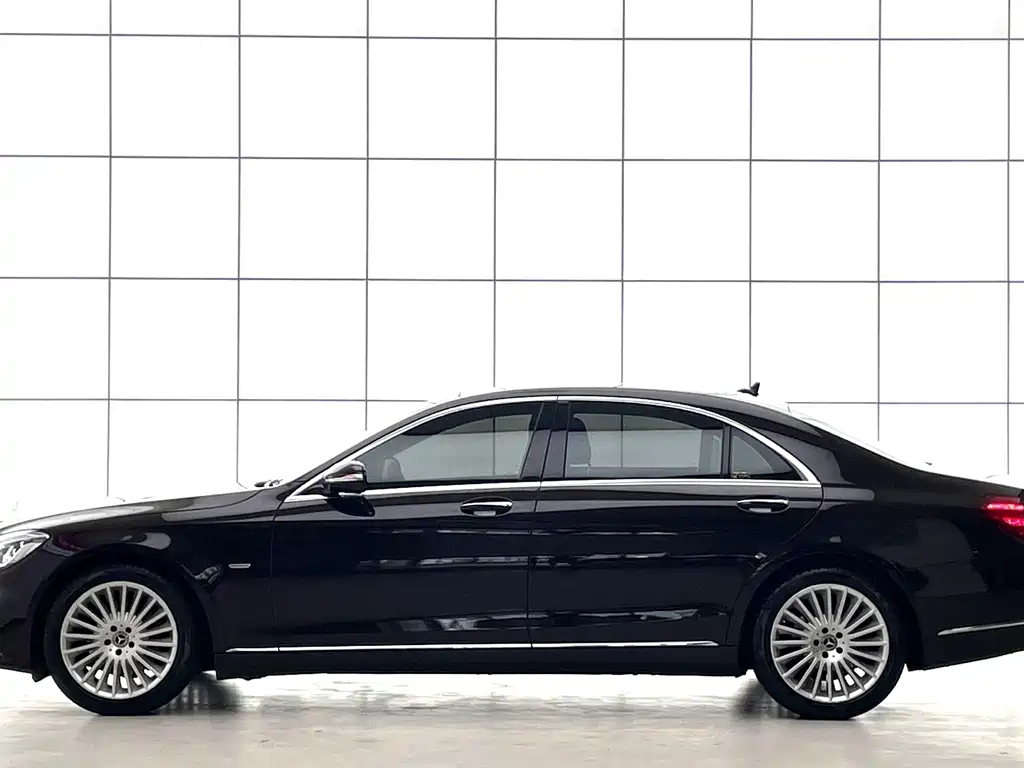 Mercedes-Benz S-Class — миниатюра 21