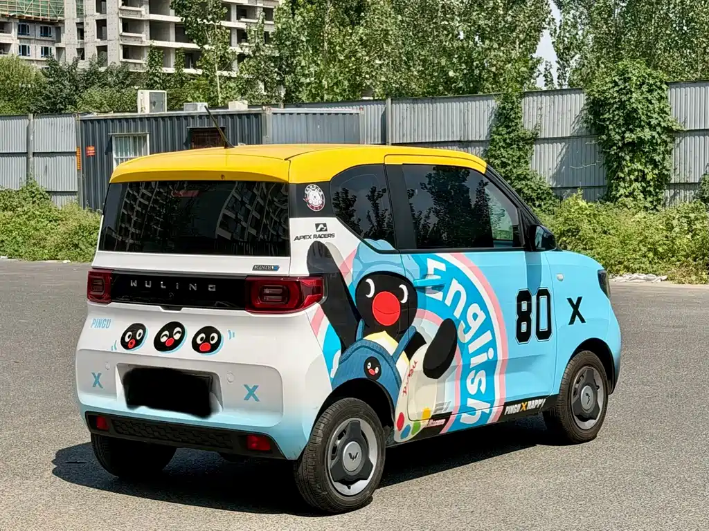 Wuling MINIEV — миниатюра 6