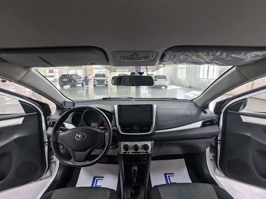 Toyota Vios FS — миниатюра 7