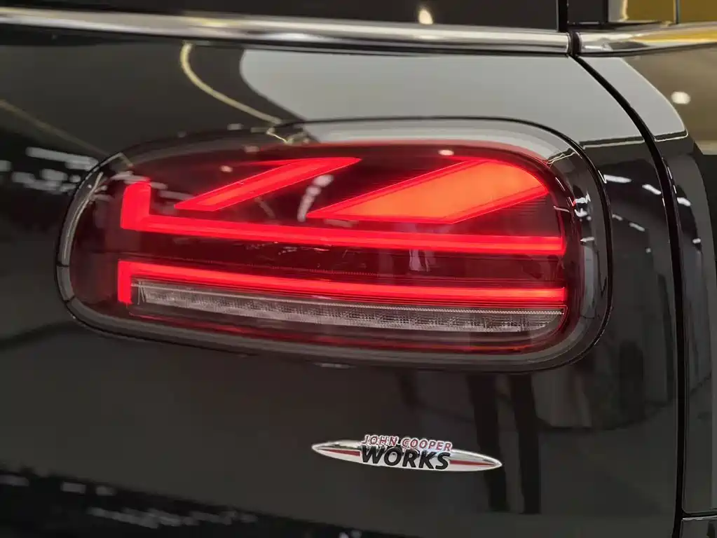 MINI Mini JCW Clubman — миниатюра 11