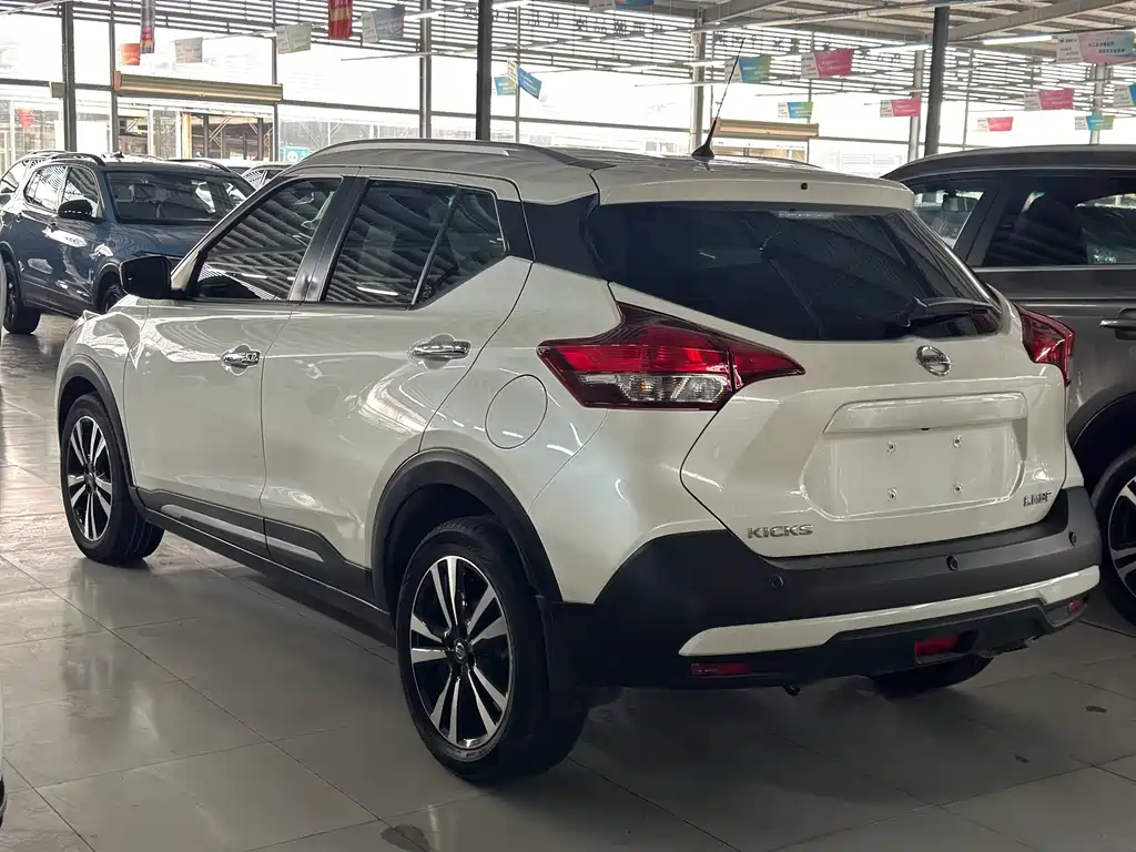 Nissan Kicks - фото 12