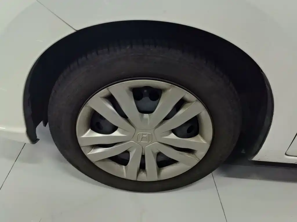 Honda Fit — миниатюра 23