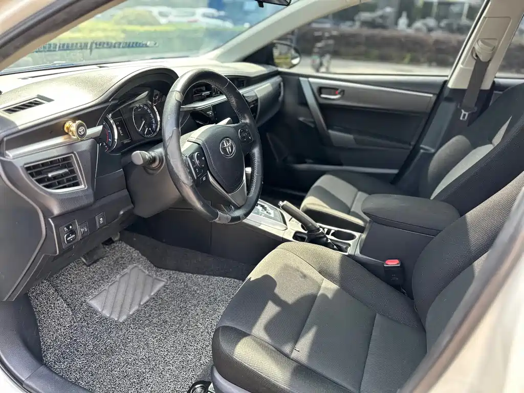 Toyota Corolla Levin 2014 1.8GS CVT Elite