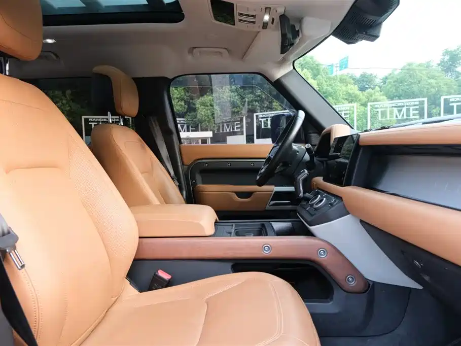 Land Rover Defender — миниатюра 13