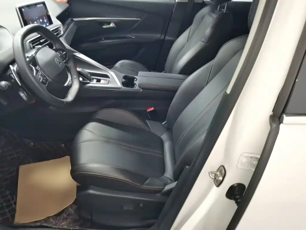 Peugeot 4008 — миниатюра 15
