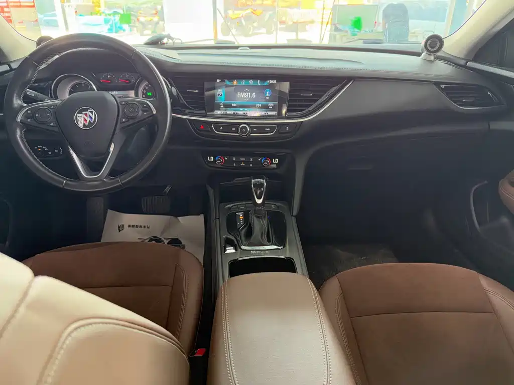 Buick Regal — миниатюра 9