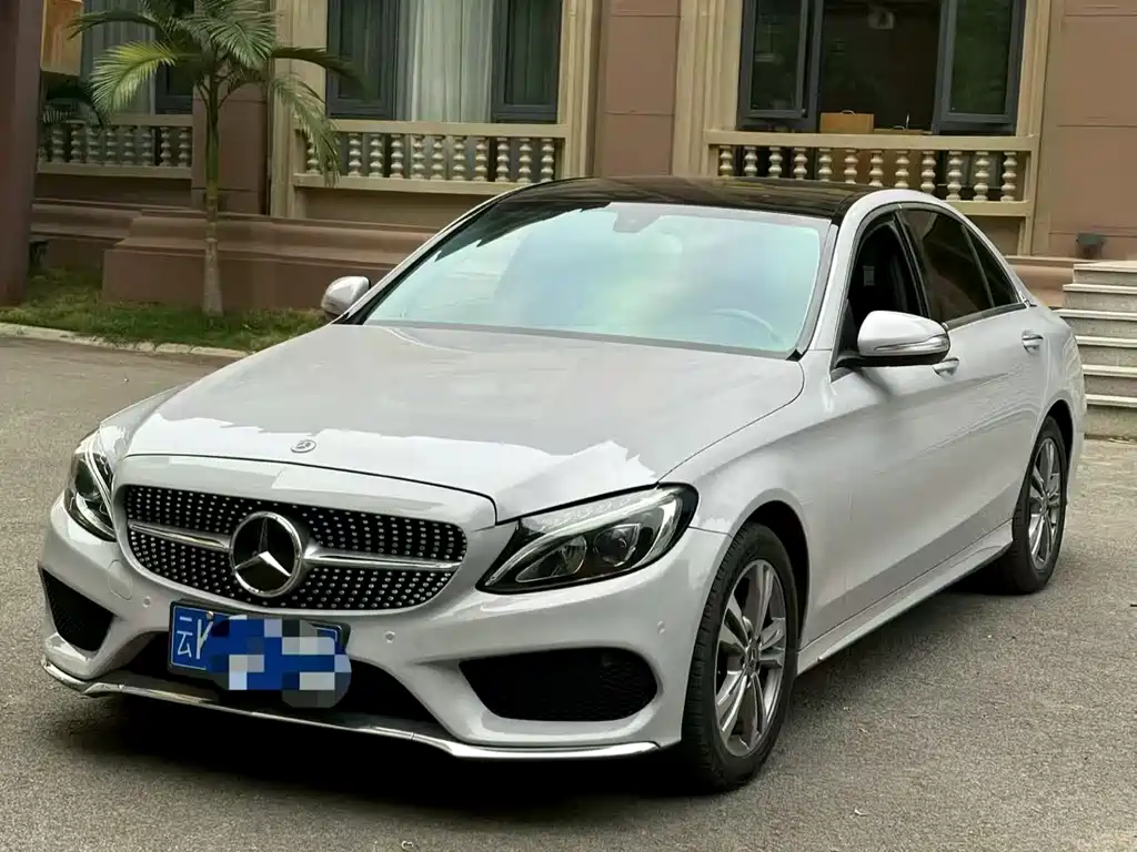 Mercedes-Benz C-Class 2018