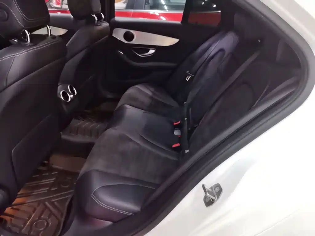 Mercedes-Benz C-Class — миниатюра 17