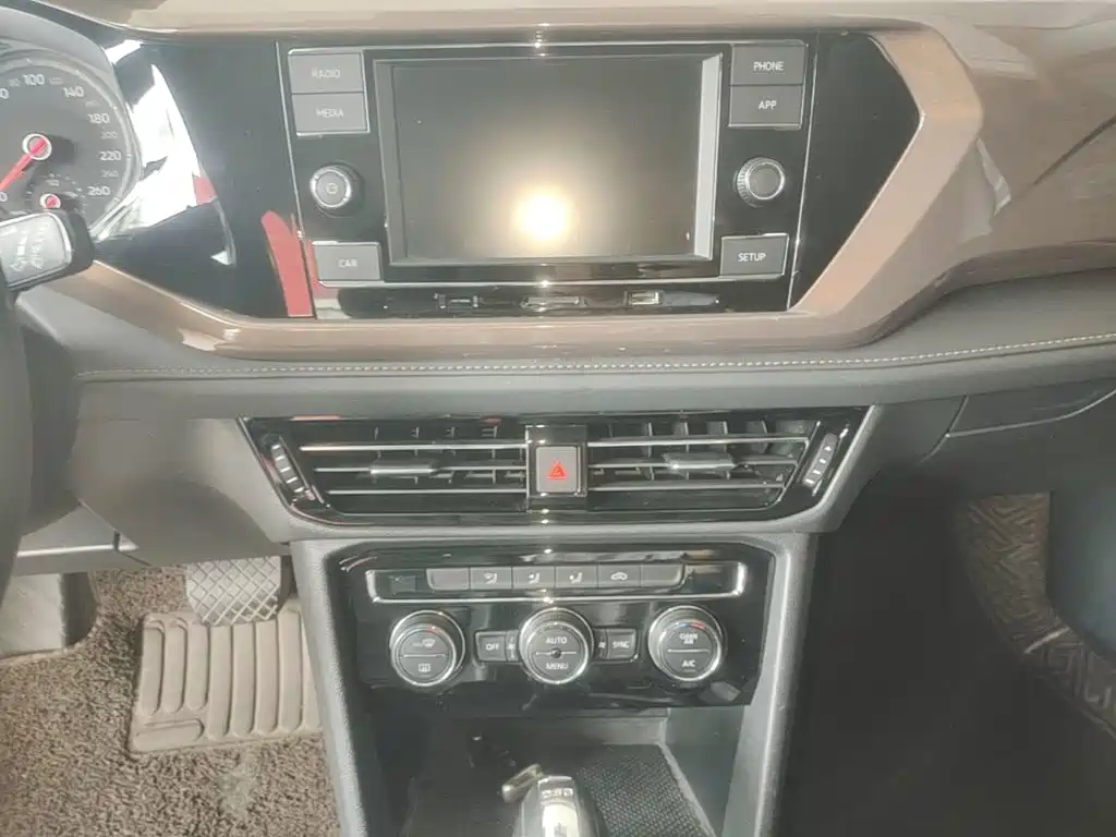 Volkswagen Tharu — миниатюра 13