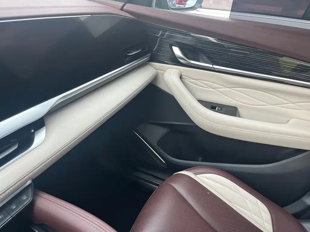 Geely Xingyue L — миниатюра 20
