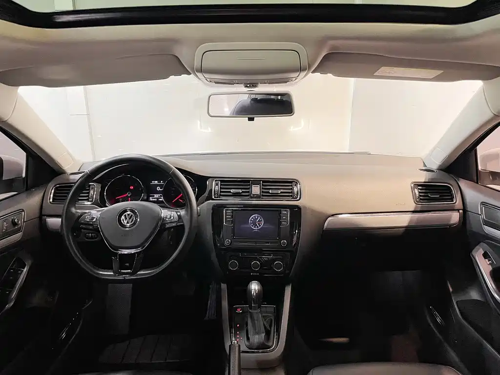 Volkswagen Sagitar — миниатюра 19