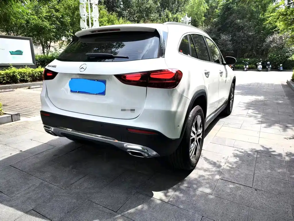 Mercedes-Benz GLA — миниатюра 9