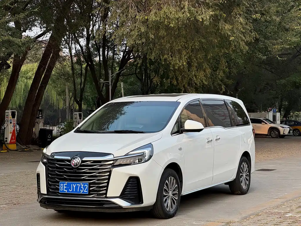 Buick GL8