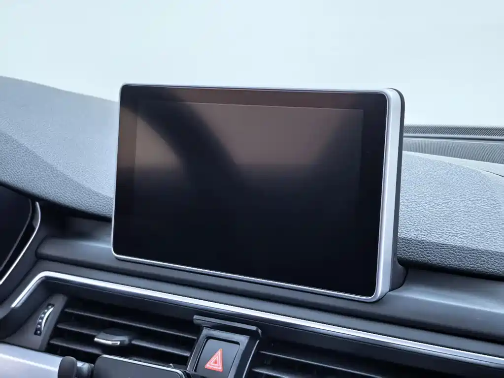 Audi A4L — миниатюра 6
