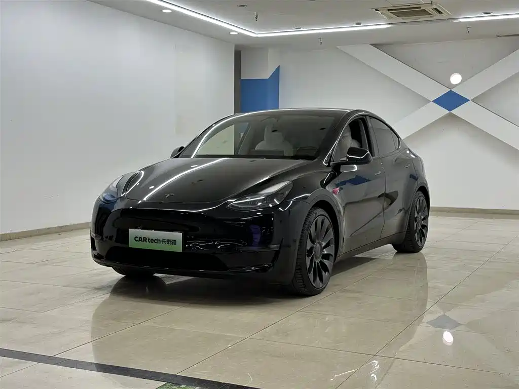 Tesla Model Y 2023
