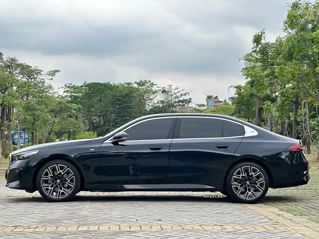 BMW 5 Series — фотографии объявления, Фото 14