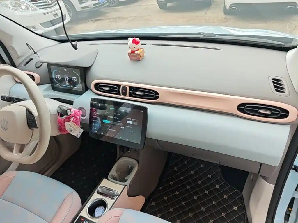 Leapmotor Leapmotor T03 — миниатюра 10