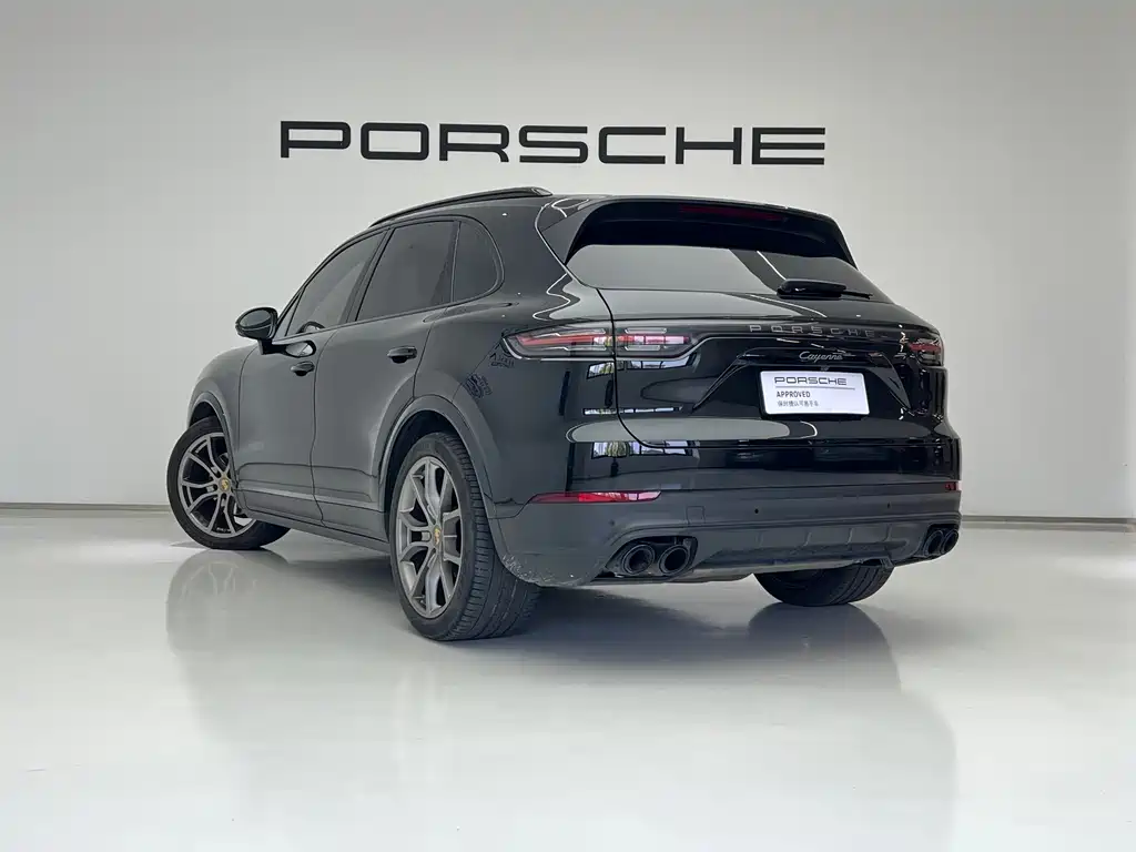 Porsche Cayenne — миниатюра 5