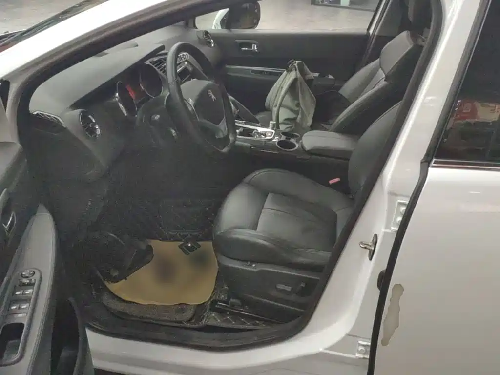 Peugeot 3008 — миниатюра 15