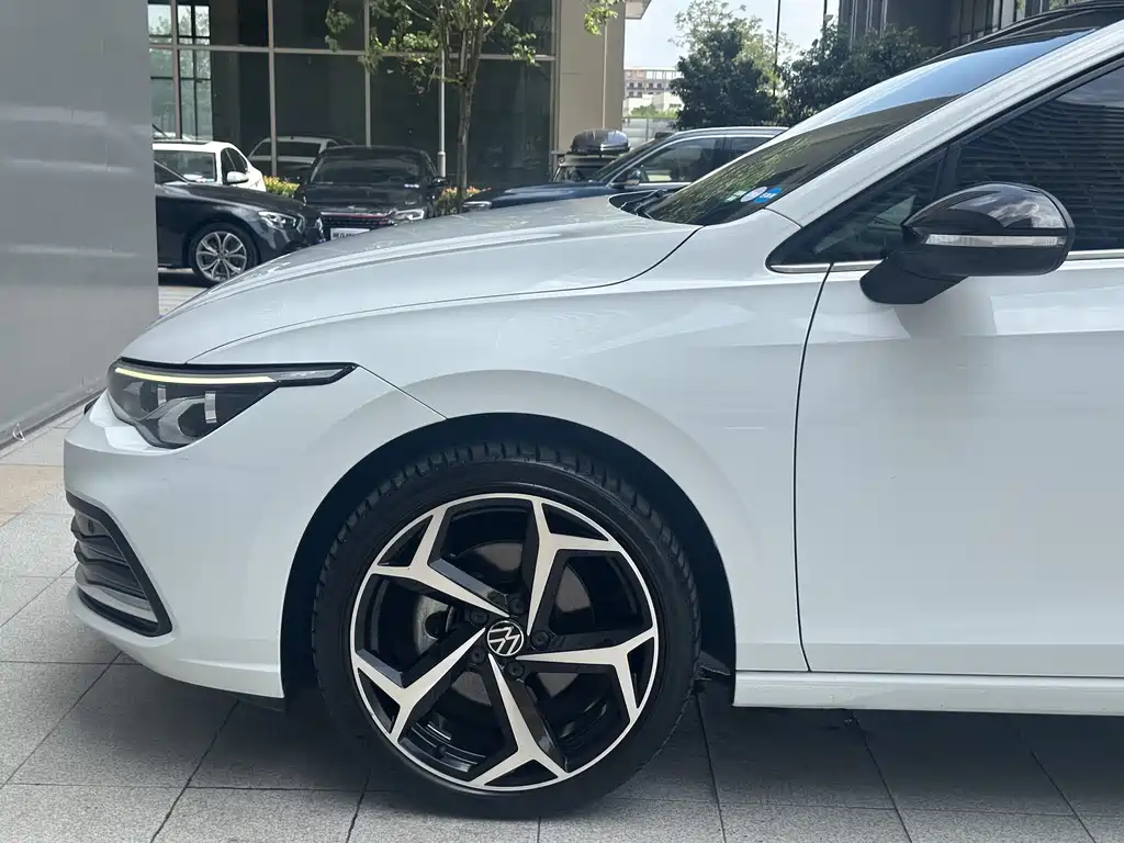 Volkswagen Golf — миниатюра 5