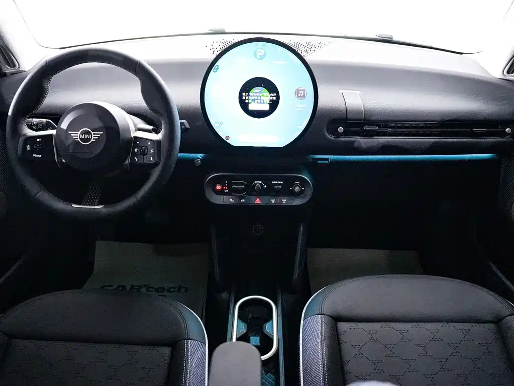 MINI MINI COOPER EV — миниатюра 7
